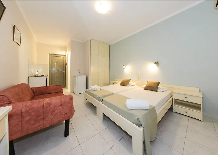 Karras Livin Apartmán Laganas