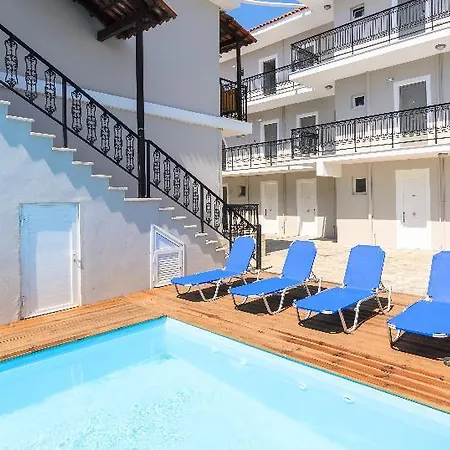Karras Livin Apartamento Laganas