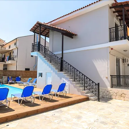 Karras Livin * Laganas