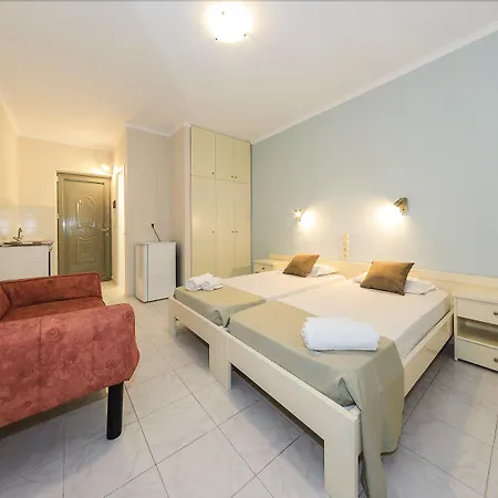 Karras Livin Apartmán Laganas