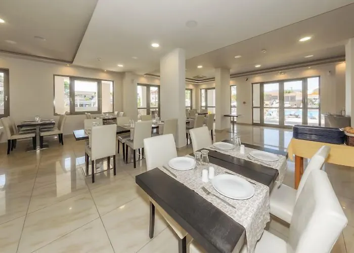 Apartamento Karras Livin Laganas